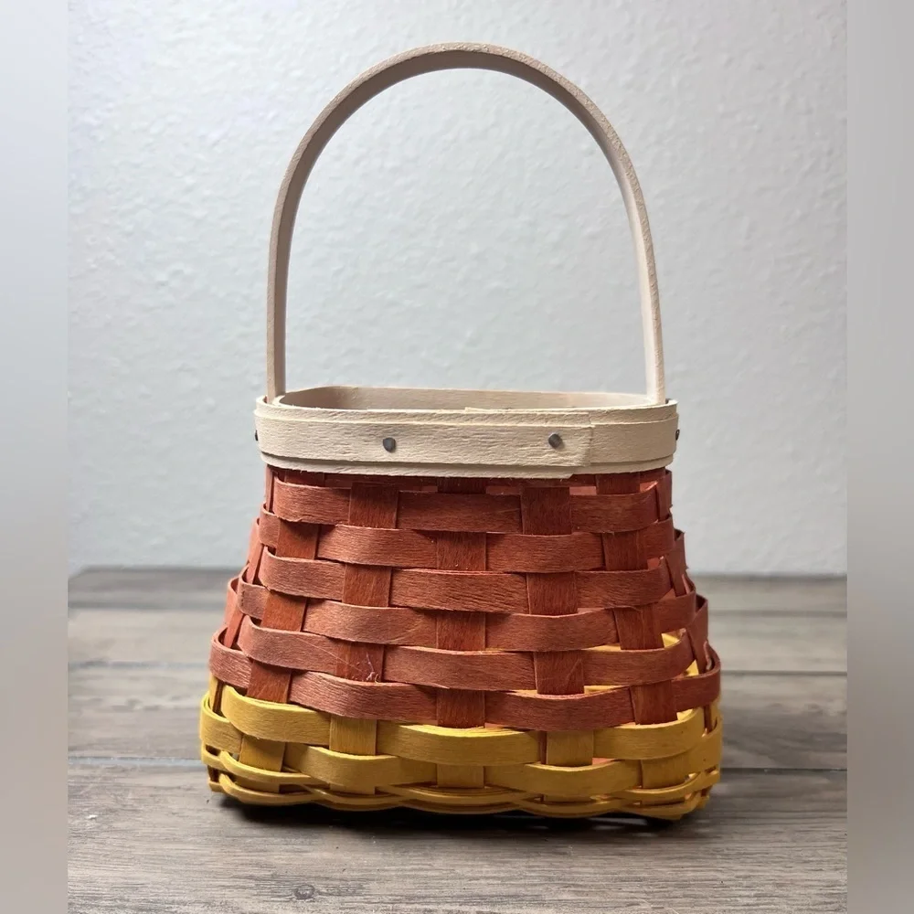 Longaberger 2010 Collectible Halloween Candy Corn Basket Combo orange yellow whi